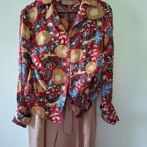 Vintage floral 100% silk button down Japanese inspired print 70s 90s size medium
